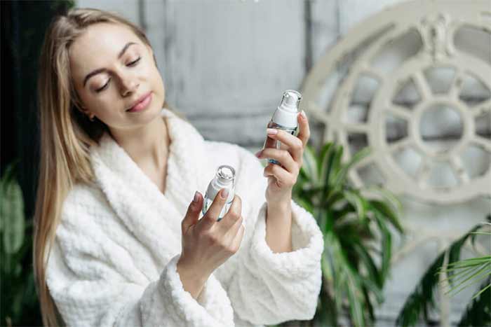 برای مراقبت از پوست چه محصولاتی استفاده کنیم؟ 12 بهترین
