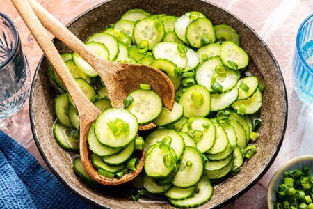 خوردن خیار در بارداری نشانه چیست؟ و ارتباط با جنسیت جنین