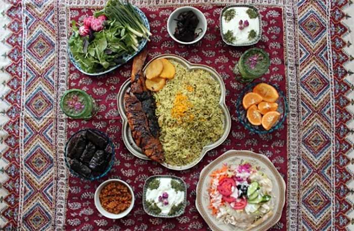اصول پایه چیدن سفره سنتی ایرانی روی زمین