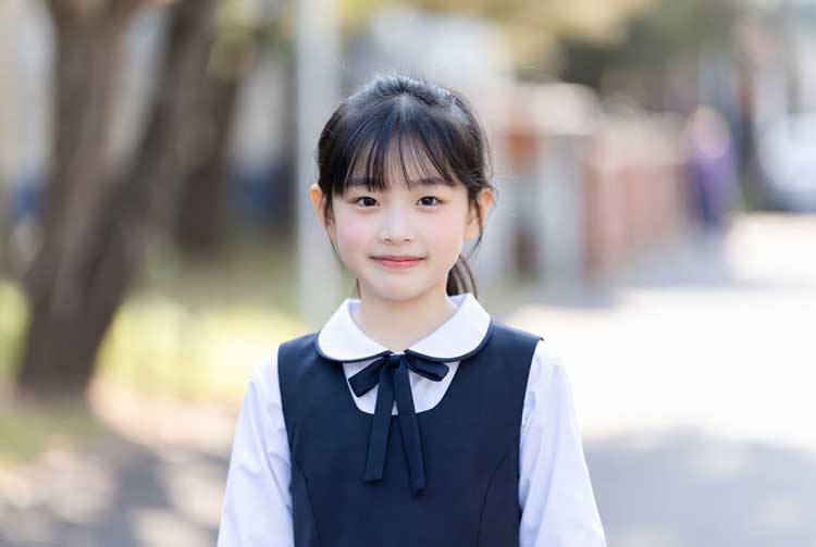 دختر کره ای 